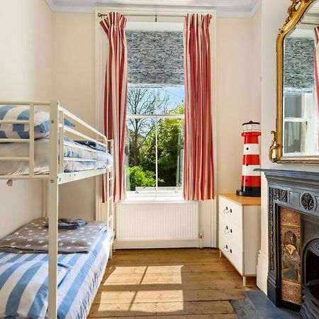 Апартаменты Luxurious Victorian, A Few Minutes From The Beach - Sleeps 2 Adults And Up To 3 Children St Leonards-on-Sea Экстерьер фото