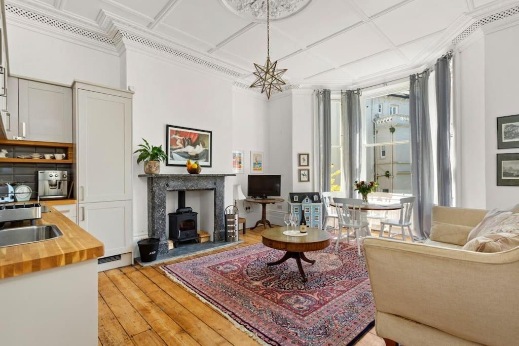 Апартаменты Luxurious Victorian, A Few Minutes From The Beach - Sleeps 2 Adults And Up To 3 Children St Leonards-on-Sea Экстерьер фото